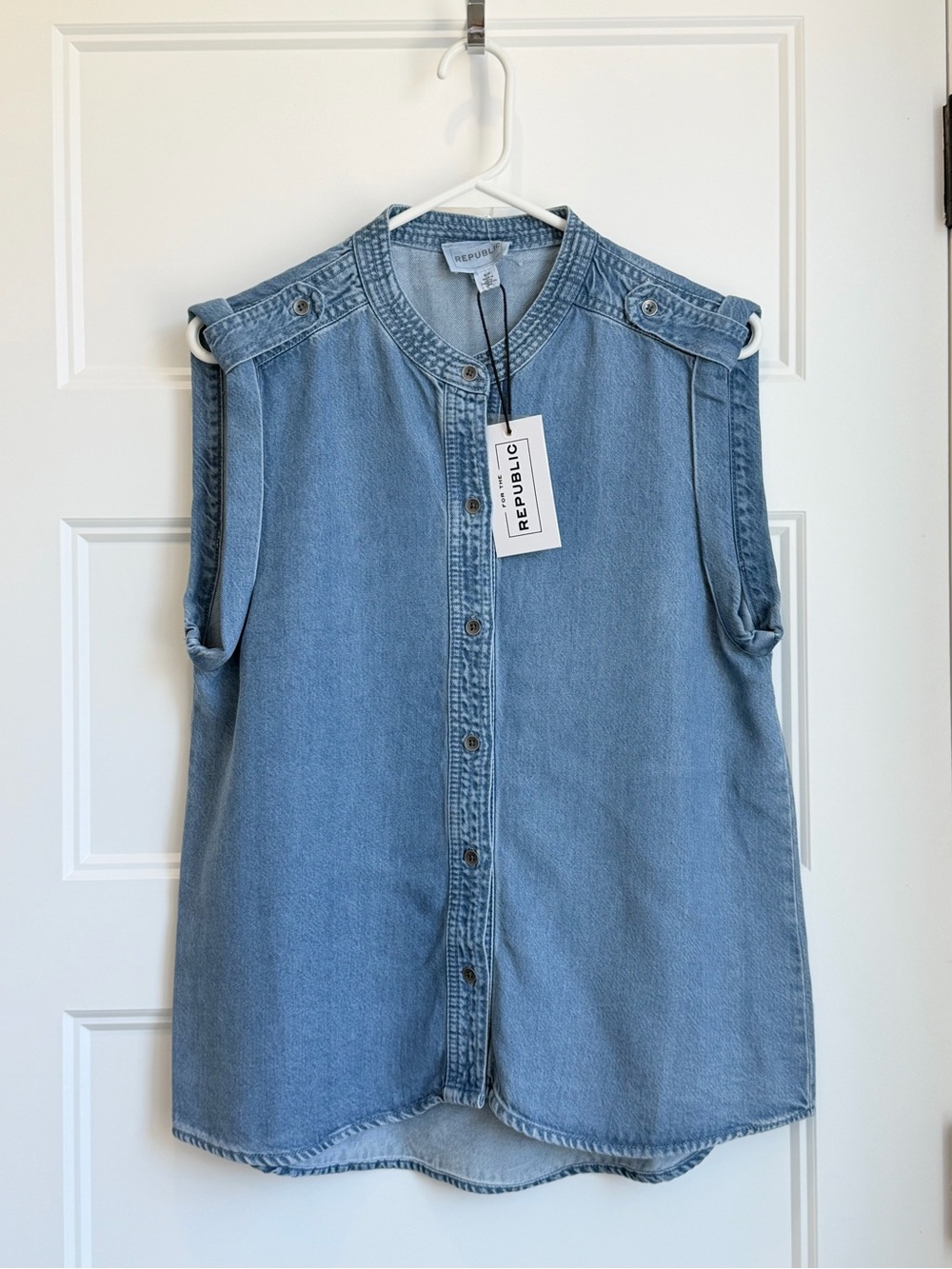 For The Republic Light Blue Denim Sleeveless Button-Front Blouse